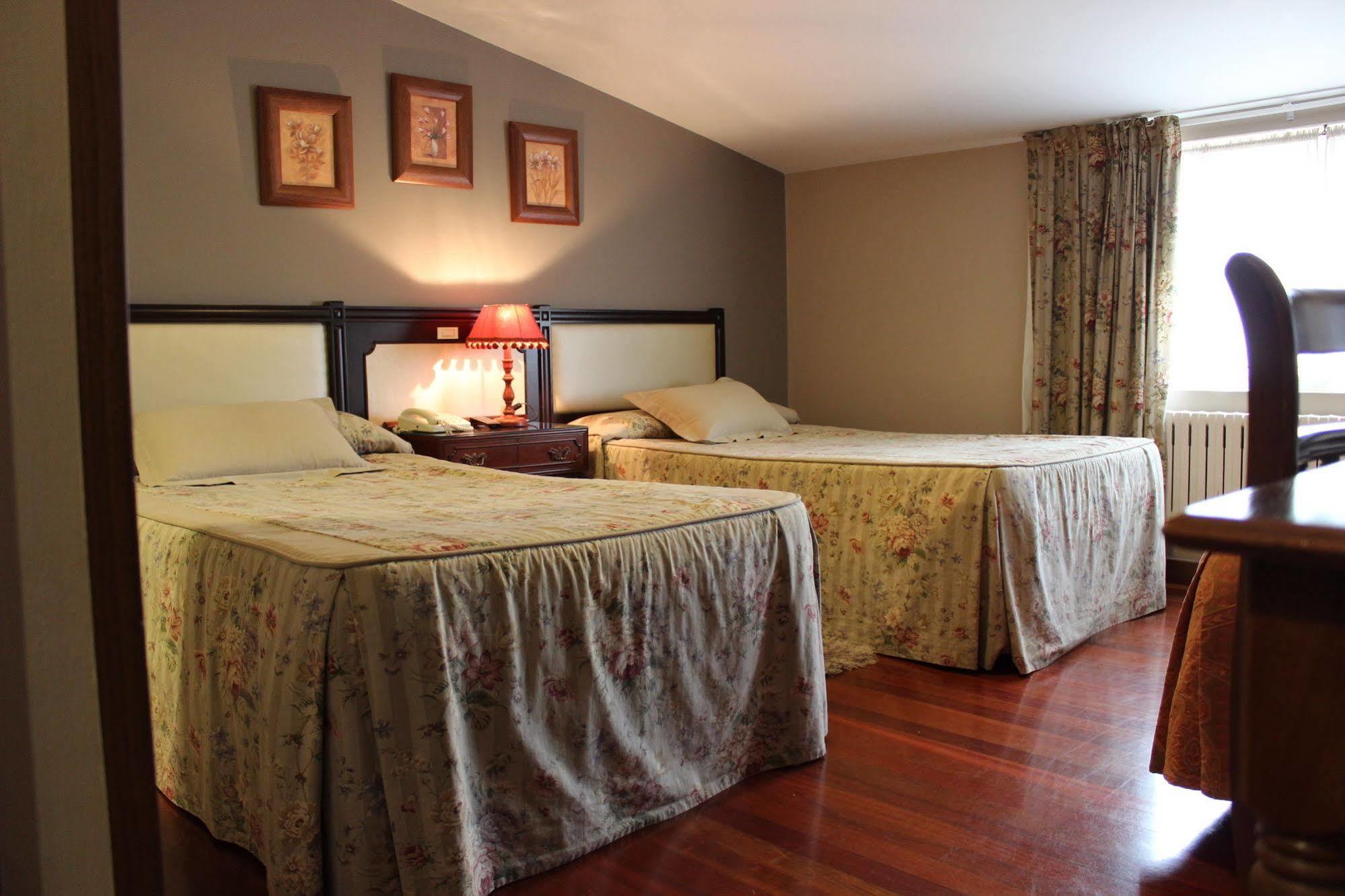 Hotel O Pino 外观 照片